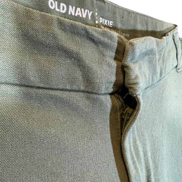 Old Navy Pixie Mid Rise Skinny Pants Plus Size 18 Sage Green Pockets Stretch - Picture 6 of 6